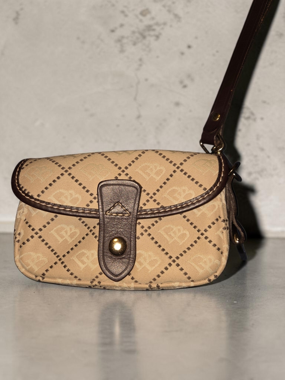 Dooney and Bourke Wristlet Wallet Vintage